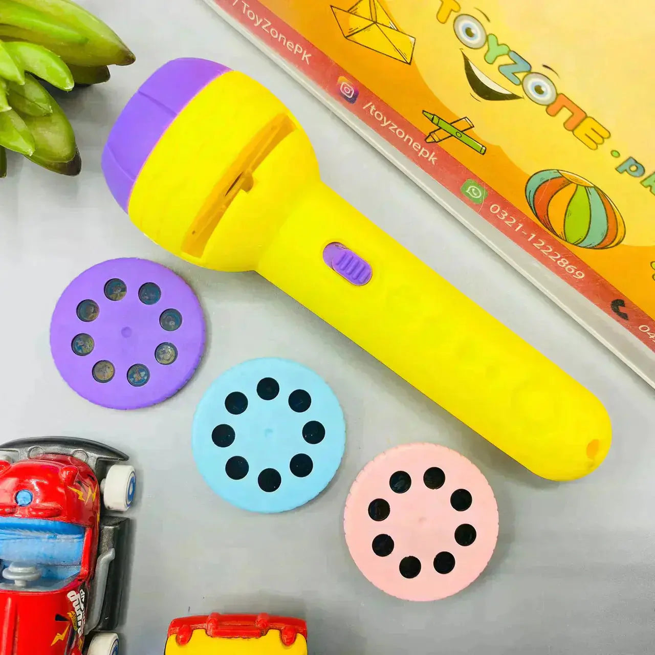 MINI FLASHLIGHT PROJECTOR SLIDE PROJECTOR TOY Store